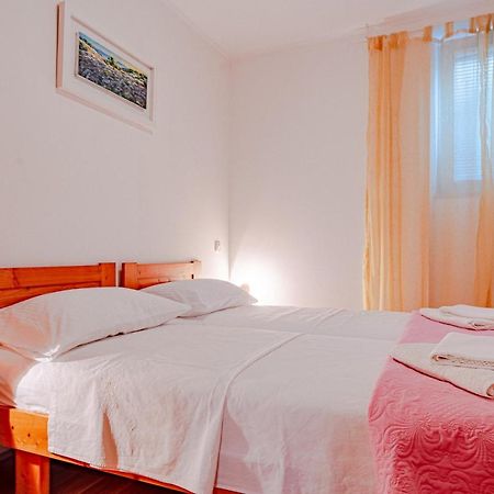 Apartment Ruzica Zrnovo Exterior photo